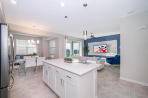 3161-307EG STOREY LAKE, CONDO 2/2 LAKE VIEW
